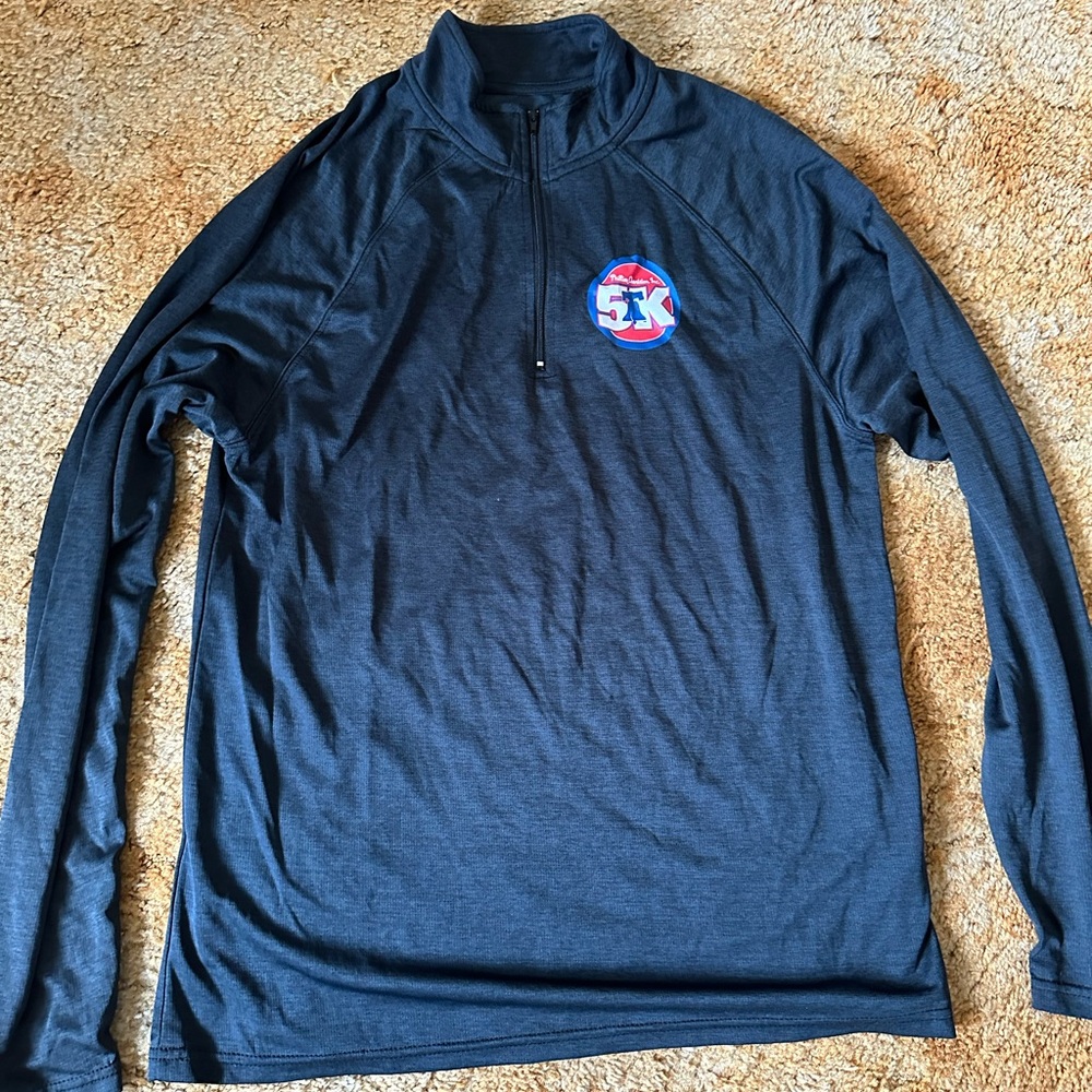 Phillies 5k jacket size medium